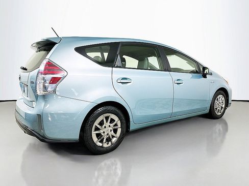 Used 2015 Toyota Prius V Four image 7