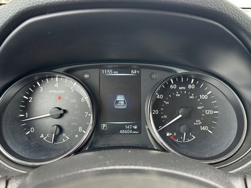 Used 2017 Nissan Rogue S w/ S Appearance Package image 23