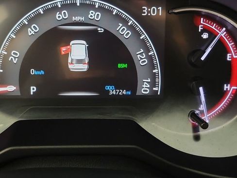 Used 2023 Toyota RAV4 XLE FWD image 2