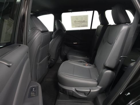 New 2026 Lexus TX 500h AWD image 7