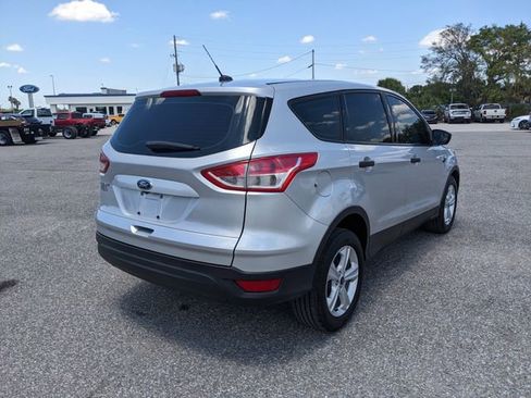 Used 2016 Ford Escape S FWD image 3
