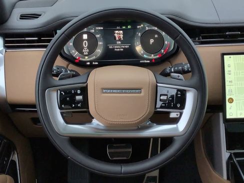 New 2026 Land Rover Range Rover Long Wheelbase SE image 21