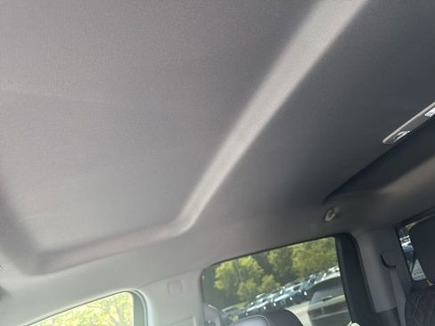 Used 2024 GMC Sierra 1500 SLT w/ SLT Premium Plus Package image 21