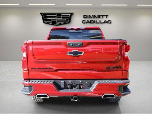 Used 2023 Chevrolet Silverado 1500 High Country w/ High Country Premium Package image 4