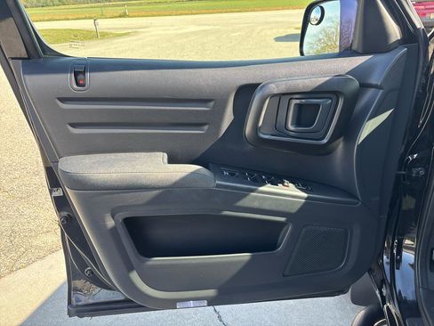 Used 2013 Honda Ridgeline Sport image 19