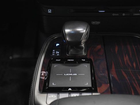 Used 2019 Lexus LS 500 AWD w/ Interior Upgrade Package image 19