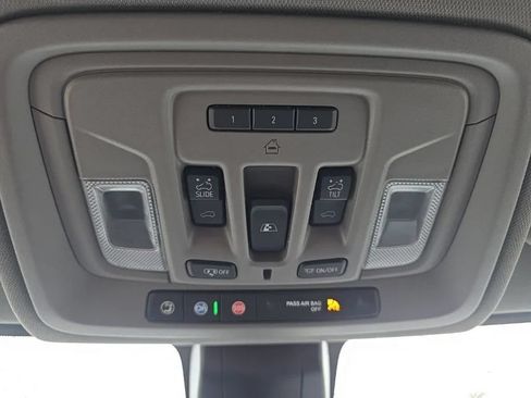 Used 2021 Chevrolet Silverado 2500 LTZ w/ LTZ Premium Package AWD/4WD image 37