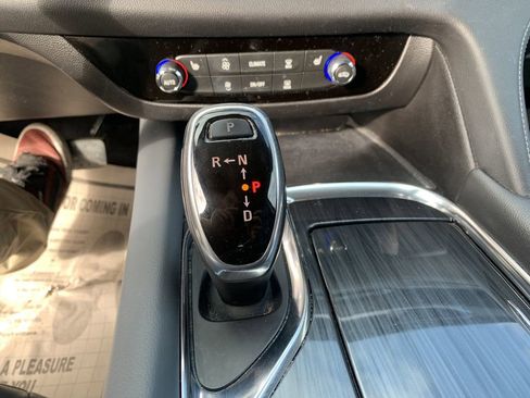 Used 2021 Buick Enclave Essence w/ Sound and Sites Package image 23