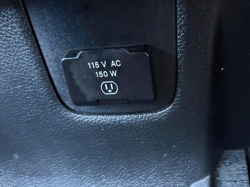 Used 2016 Jeep Wrangler Unlimited Rubicon AWD/4WD image 36