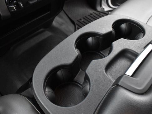 Used 2020 RAM 3500 Tradesman w/ Chrome Appearance Group image 22