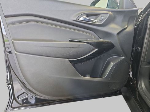 Used 2025 Chevrolet Trax ACTIV w/ Driver Confidence Package FWD image 12