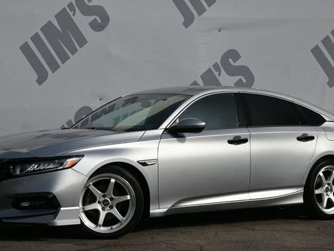 Used 2019 Honda Accord Sport image 1