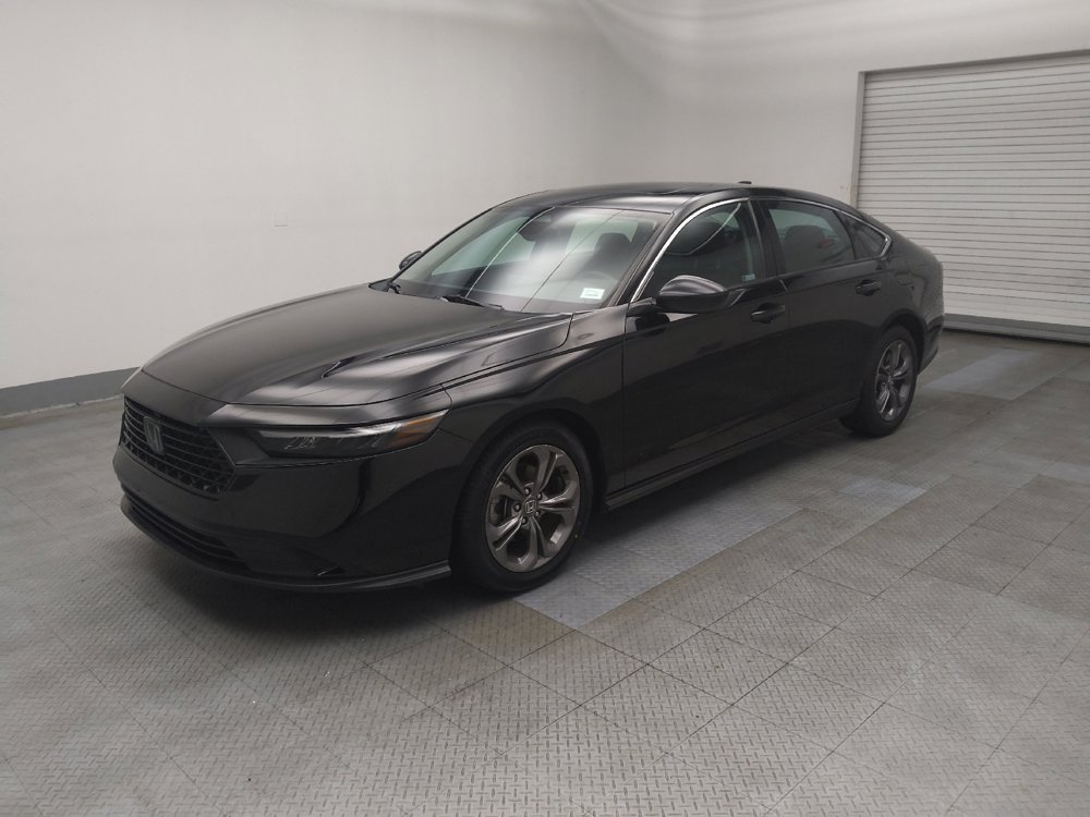 Used 2024 Honda Accord EX image 2