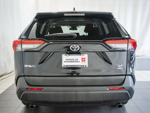 Used 2025 Toyota RAV4 LE AWD/4WD image 5