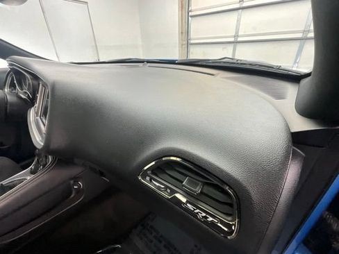 Used 2016 Dodge Challenger SRT Hellcat RWD image 15