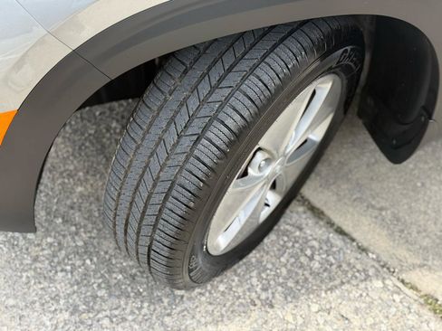 Used 2021 Kia Seltos S image 14