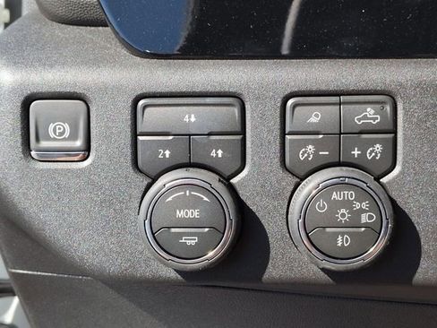 New 2026 Chevrolet Silverado 2500 LT w/ Texas Edition image 16