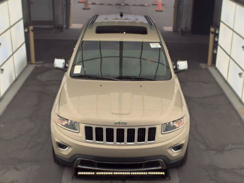 Used 2014 Jeep Grand Cherokee Limited RWD image 2