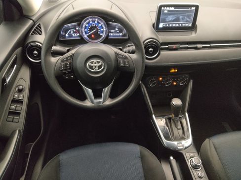 Used 2017 Toyota Yaris iA FWD image 22