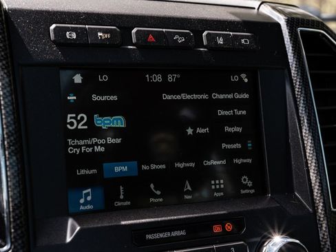 Used 2019 Ford F250 Lariat w/ Lariat Ultimate Package AWD/4WD image 21