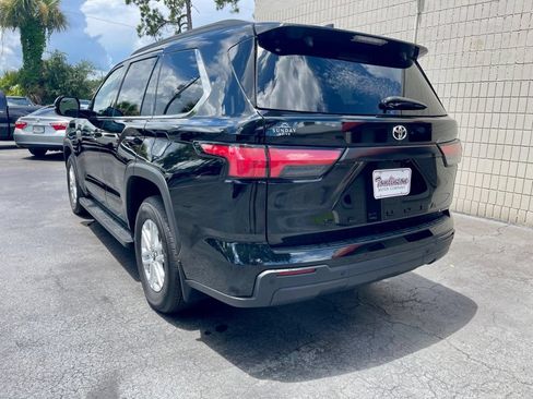 Used 2025 Toyota Sequoia SR5 AWD/4WD image 3