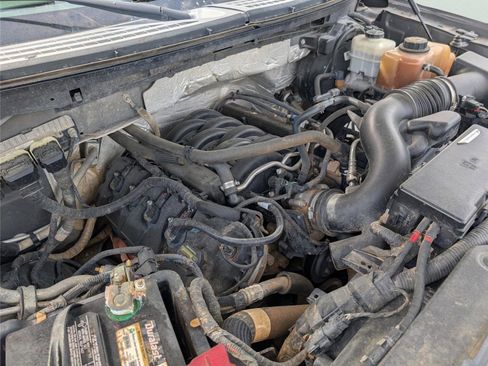 Used 2013 Ford F150 XLT w/ Luxury Equipment Group image 46