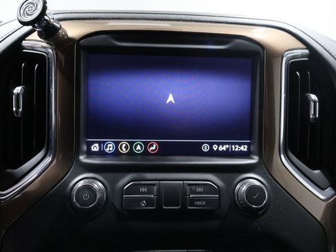 Used 2020 Chevrolet Silverado 1500 High Country w/ Technology Package image 28