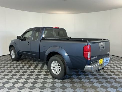 Used 2019 Nissan Frontier SV AWD/4WD image 6