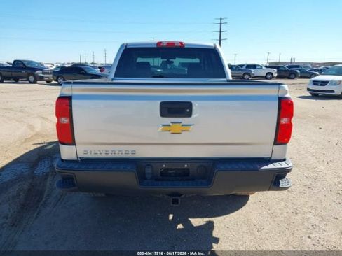 Used 2018 Chevrolet Silverado 1500 W/T w/ Trailering Package AWD/4WD image 15