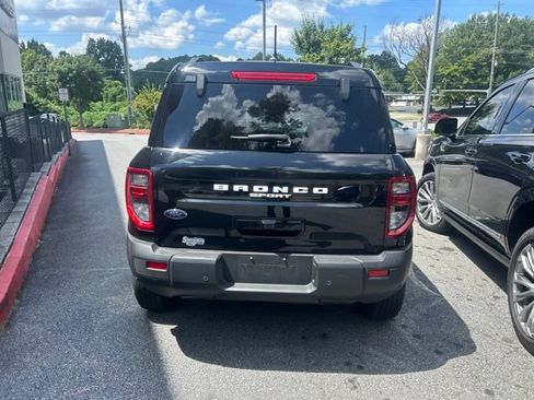 Used 2025 Ford Bronco Sport Outer Banks AWD/4WD image 4
