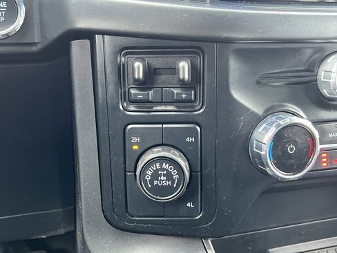 Used 2024 Ford F150 XLT w/ Equipment Group 303A High image 26