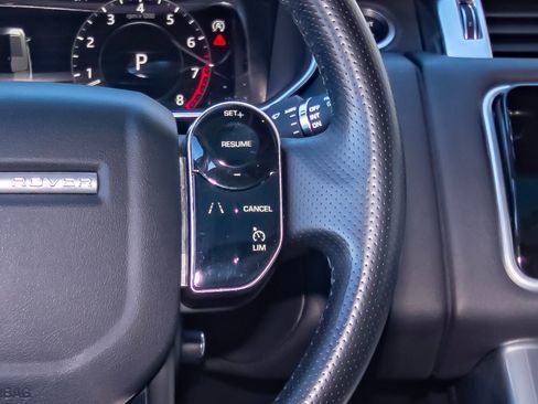 Used 2020 Land Rover Range Rover Sport HSE image 16