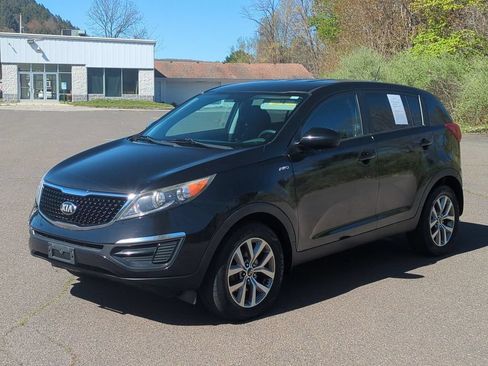 Used 2016 Kia Sportage LX AWD/4WD image 8