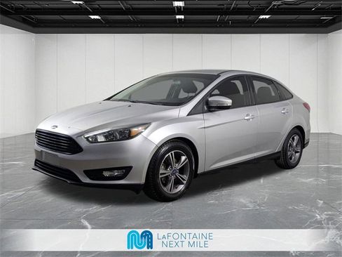 Used 2017 Ford Focus SE image 1