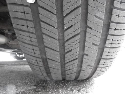 Used 2014 Toyota Sienna XLE image 39