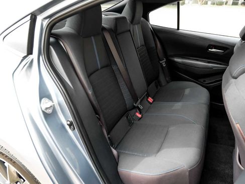 Used 2020 Toyota Corolla SE image 31