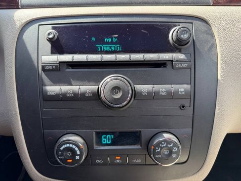 Used 2006 Buick Lucerne CXS w/ Driver Confidence Package FWD image 18