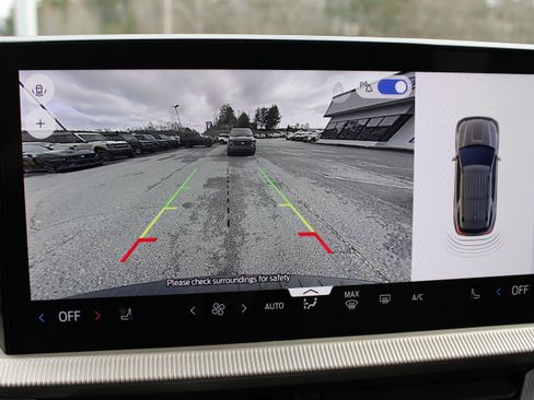 Used 2025 Ford Explorer Active w/ Active Comfort Package image 25