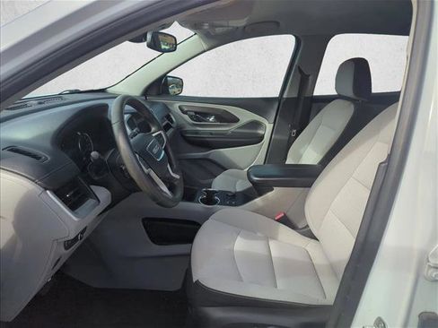Used 2023 GMC Terrain SLE w/ Driver Convenience Package image 14