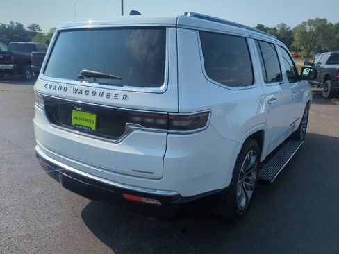 Used 2024 Jeep Grand Wagoneer Series III w/ Rear Seat Video Group 1 AWD/4WD image 6