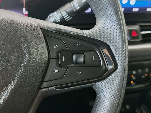 Used 2025 Chevrolet TrailBlazer LT AWD/4WD image 26