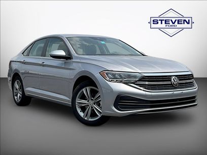Used 2024 Volkswagen Jetta SE
