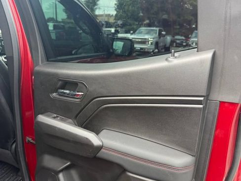 Used 2023 Chevrolet Colorado Z71 w/ Z71 Convenience Package 2 AWD/4WD image 19