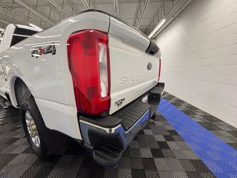 Certified 2024 Ford F250 XLT image 8