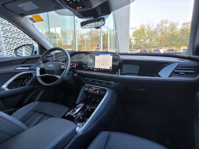 Used 2025 Audi Q5 Premium w/ Convenience Package AWD/4WD image 21