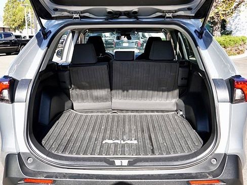 Used 2025 Toyota RAV4 LE image 13