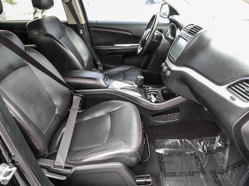 Used 2019 Dodge Journey GT AWD/4WD image 16
