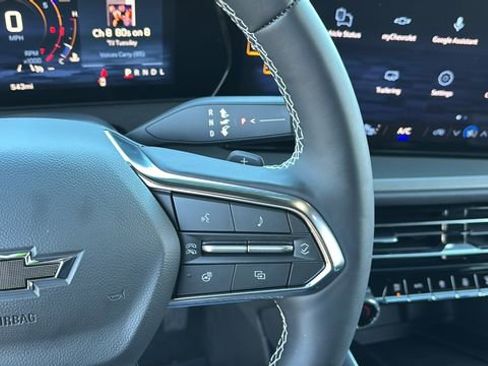 Certified 2026 Chevrolet Traverse LT w/ Midnight/Sport Edition image 23