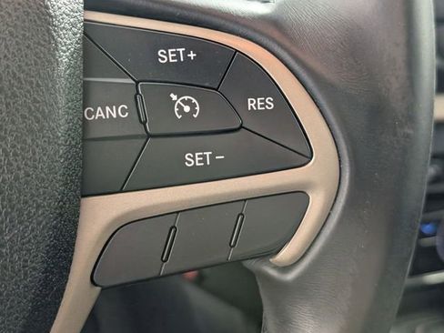 Used 2016 Jeep Cherokee Latitude w/ Comfort & Sound Group image 16