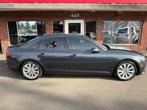 Used 2017 Audi A4 2.0T Premium image 2